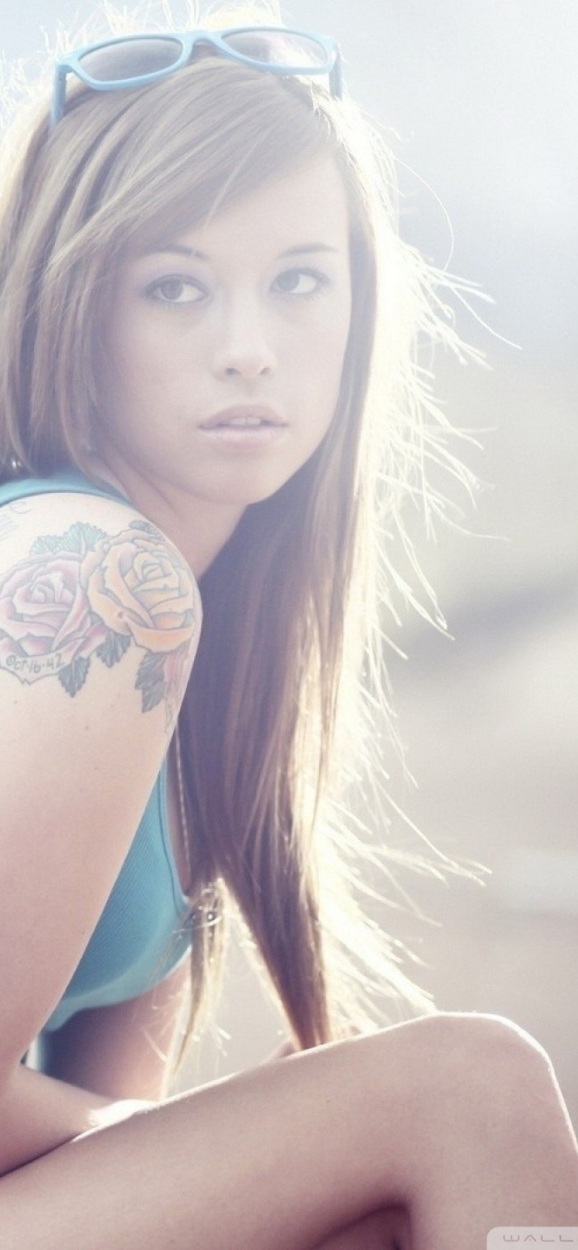 Sfondi Beautiful Girl With Long Blonde Hair And Rose Tattoo 1170x2532