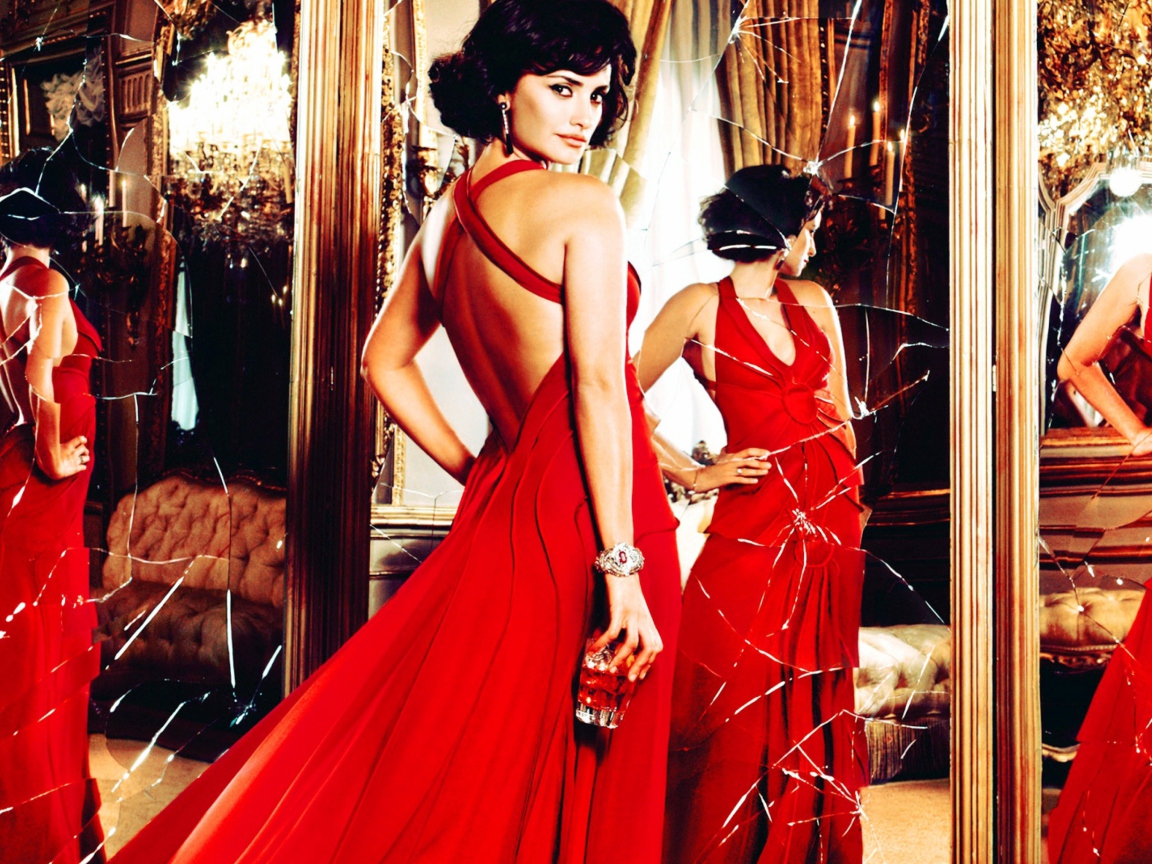 Das Penelope Cruz In Glamorous Red Dress Wallpaper 1152x864