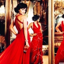 Sfondi Penelope Cruz In Glamorous Red Dress 128x128