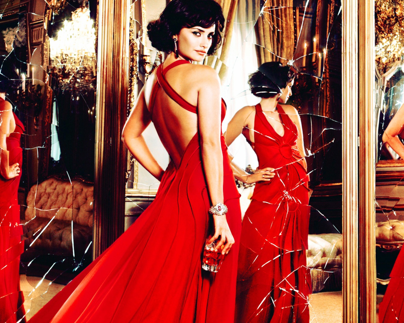 Das Penelope Cruz In Glamorous Red Dress Wallpaper 1600x1280