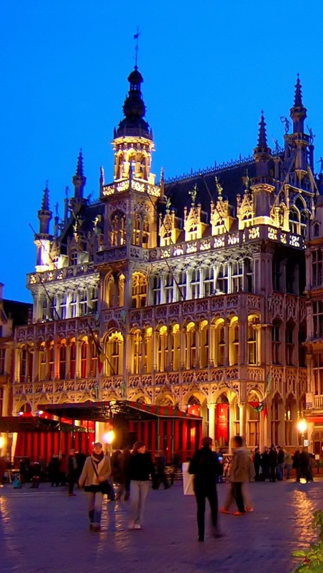Обои La Grand Place Brussels 640x1136