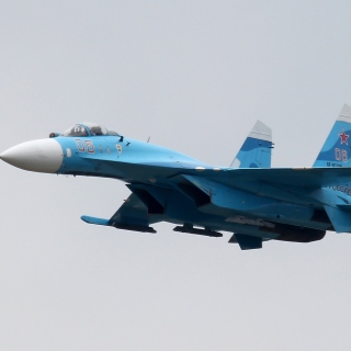 Sukhoi Su 27 Flanker sfondi gratuiti per iPad mini