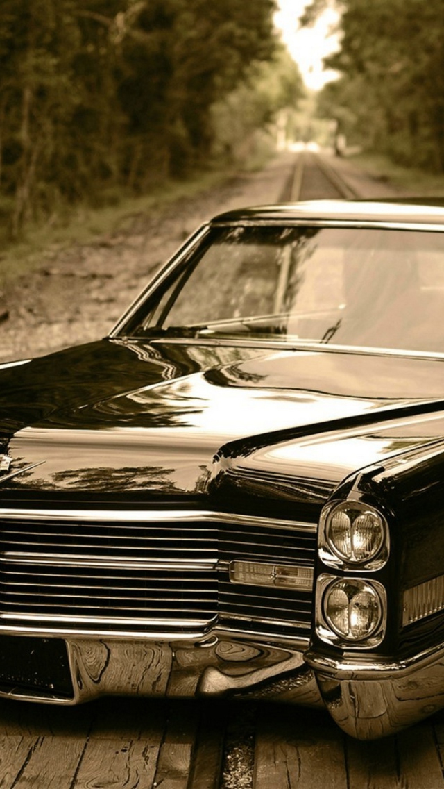 Cadillac screenshot #1 640x1136