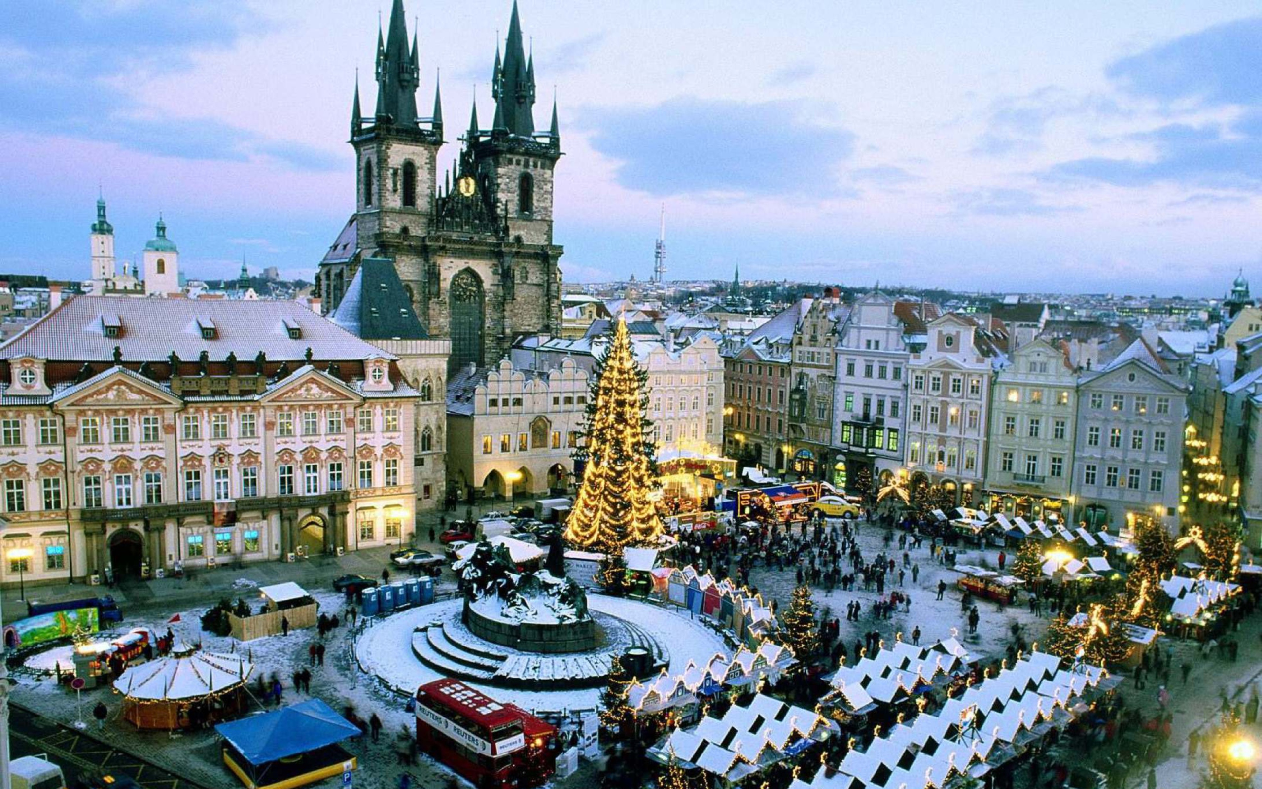 Praha Old Town screenshot #1 2560x1600