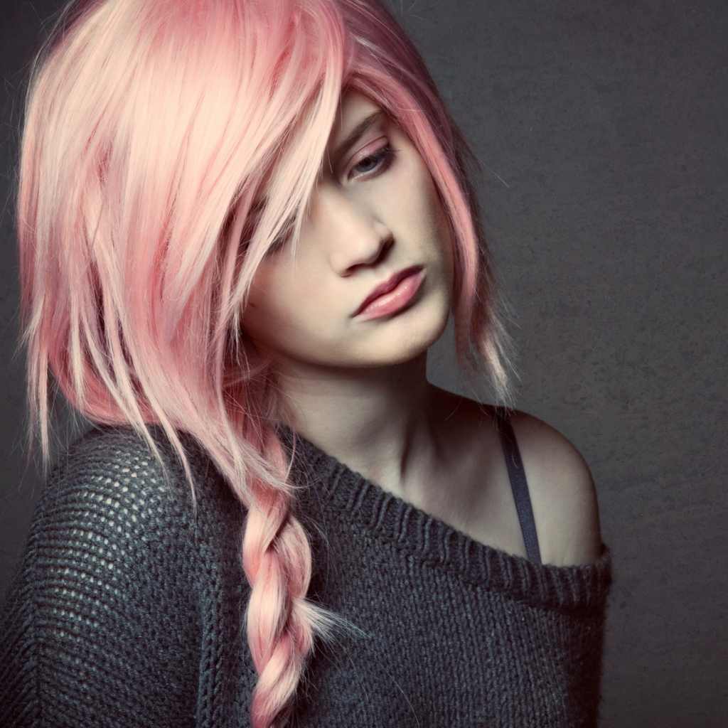 Das Pink Hair Wallpaper 1024x1024