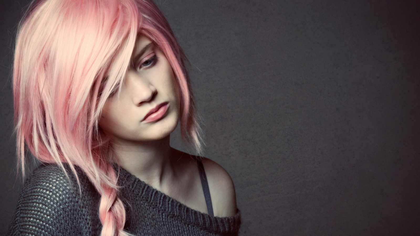 Fondo de pantalla Pink Hair 1600x900