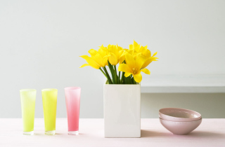Yellow Flowers In Vase Background for Android, iPhone and iPad