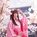 Обои Japanese Girl in Kimono 128x128