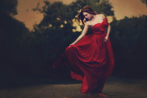 Das Girl In Beautiful Red Dress Wallpaper 480x320