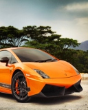 Обои Orange Lamborghini 128x160