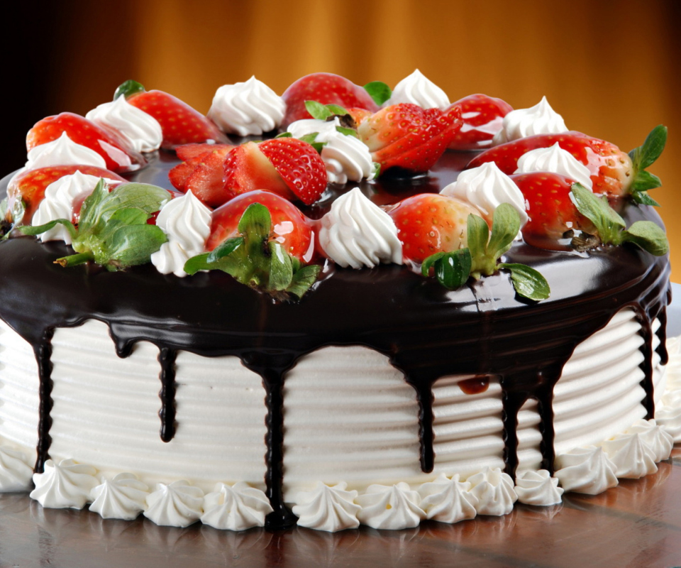 Strawberry Cake wallpaper 960x800