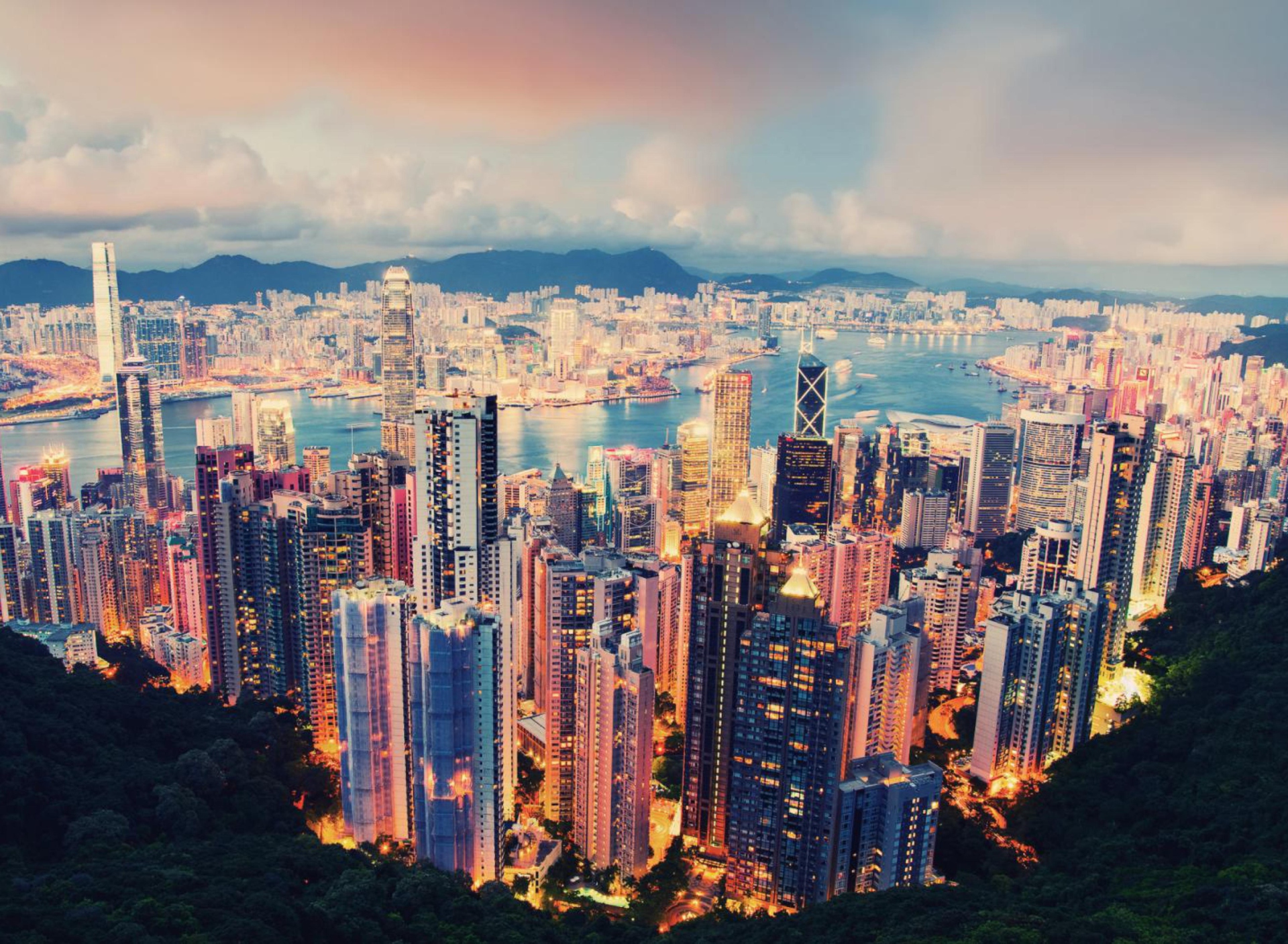 Sfondi City Lights Of Hong Kong 1920x1408