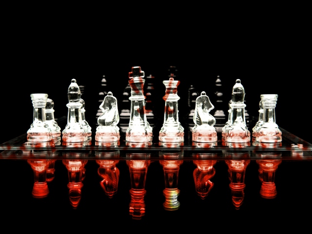 Glass Chess wallpaper 640x480