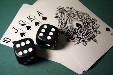Das Gambling Dice and Cards Wallpaper 480x320