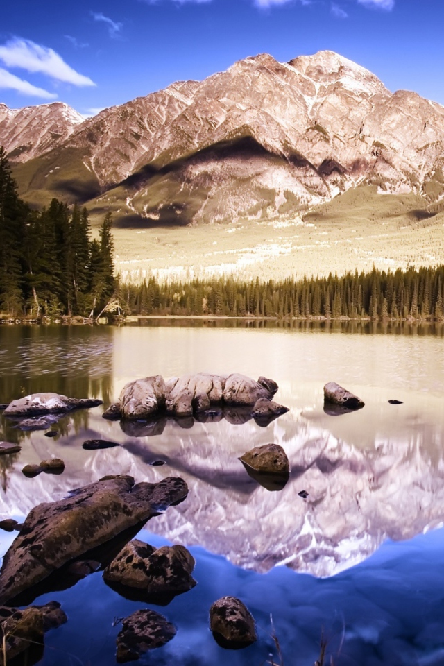 Das Mirror Lake Wallpaper 640x960