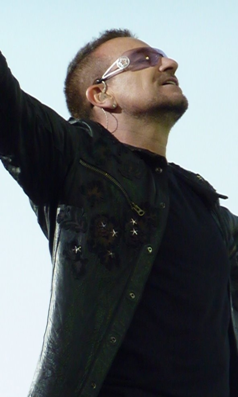 Обои Bono U2 768x1280