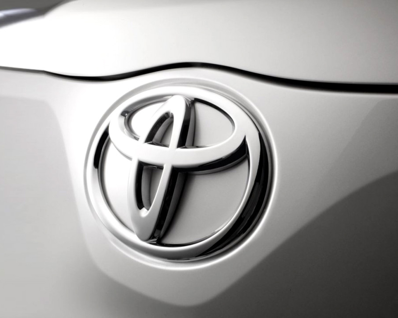 Screenshot №1 pro téma Toyota Emblem 1280x1024