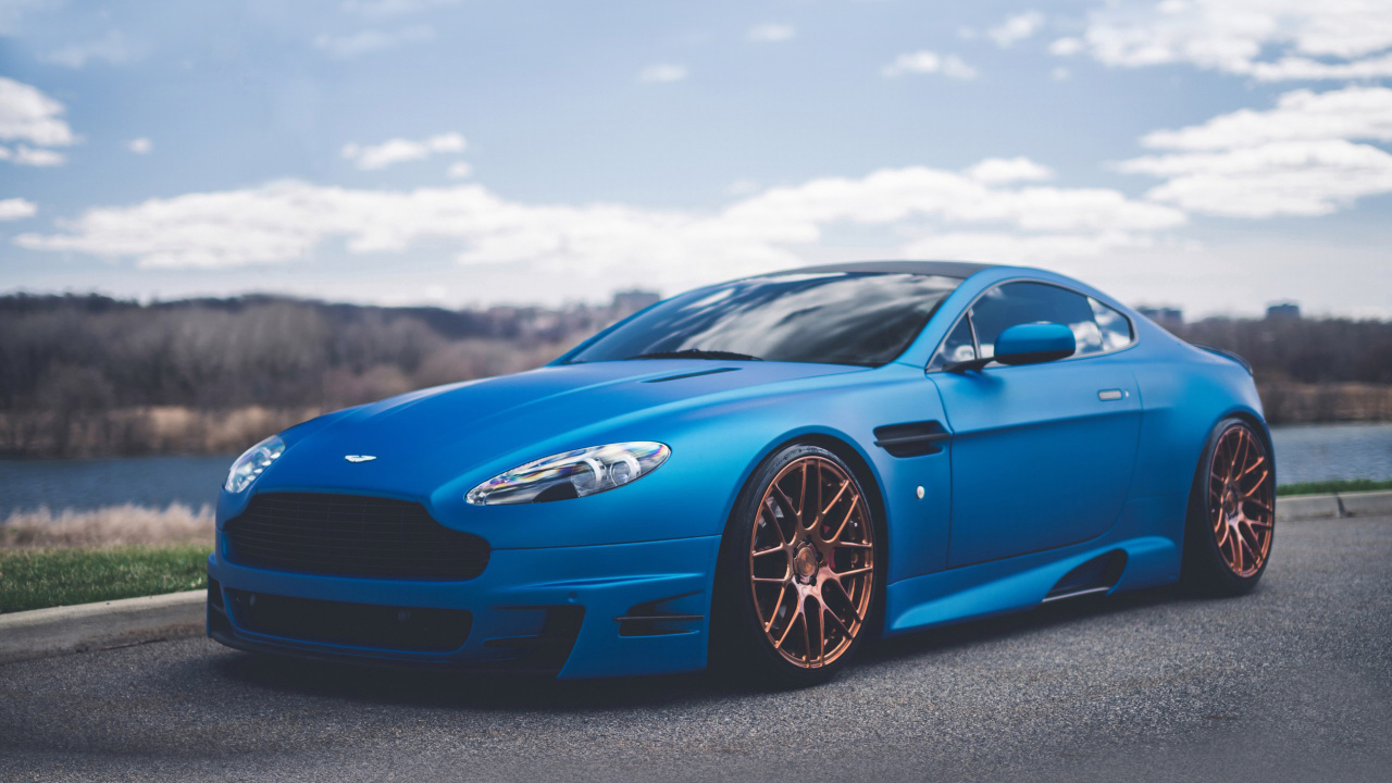 Sfondi Blue Aston Martin V8 Vantage S 1280x720