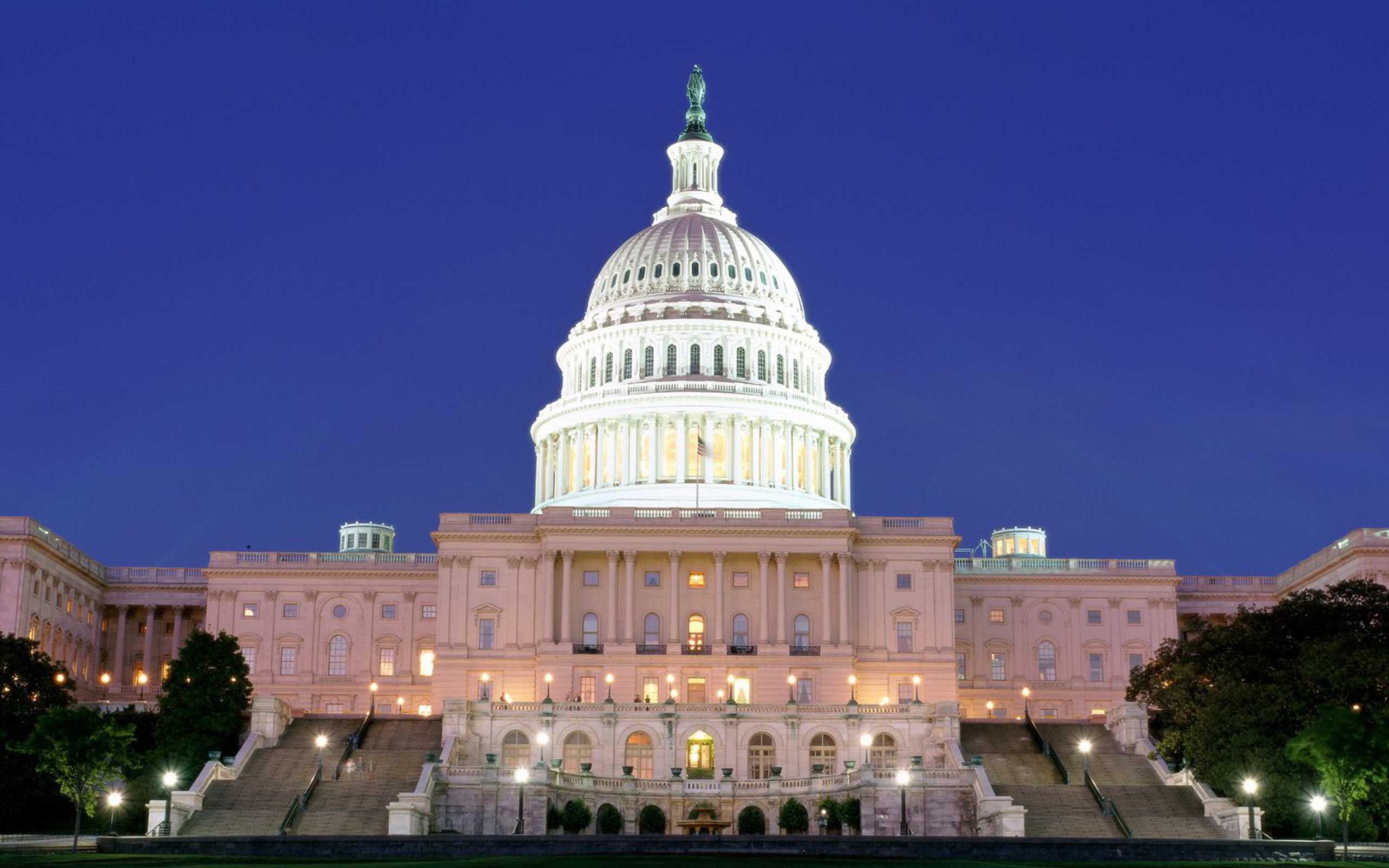 Das US Capitol at Night Washington Wallpaper 2560x1600