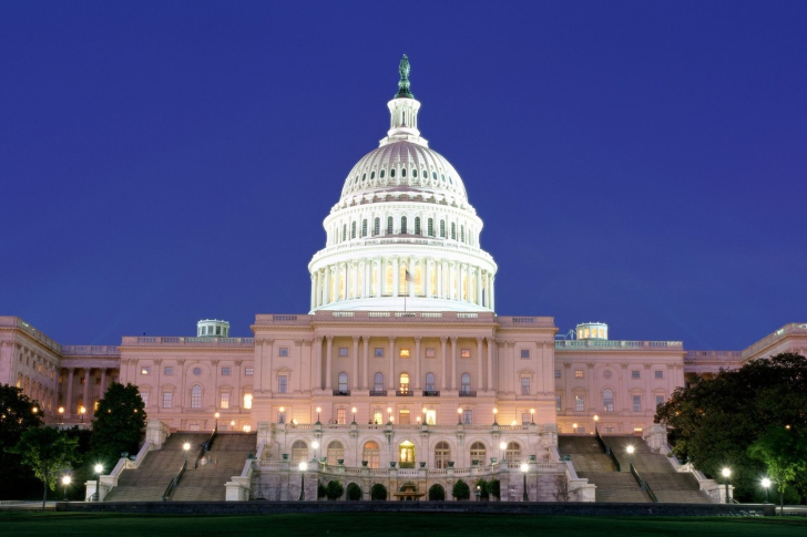 Das US Capitol at Night Washington Wallpaper