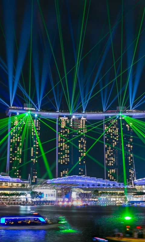 Обои Laser show near Marina Bay Sands Hotel in Singapore 480x800