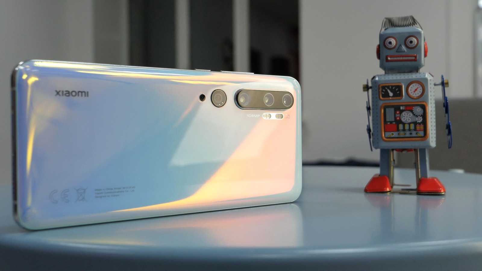 Обои Xiaomi Mi Note 10 Pro Smartphone 1600x900