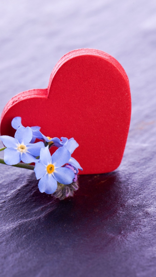 Heart And Flowers wallpaper 640x1136