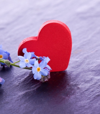 Heart And Flowers sfondi gratuiti per Nokia Lumia 925