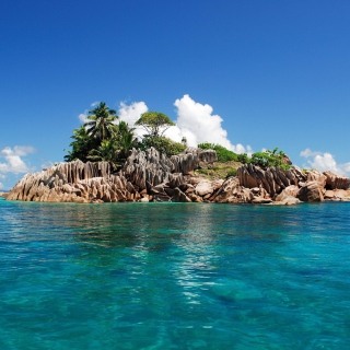 Kostenloses Island In The Indian Ocean Wallpaper für iPad 3
