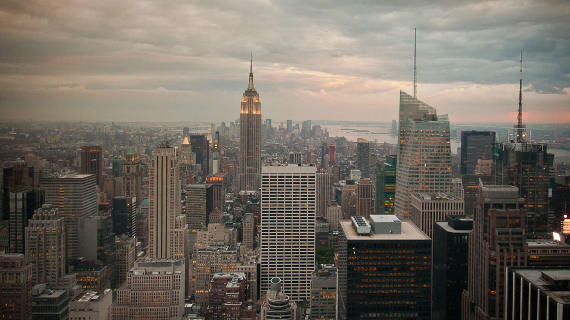 Sfondi View Over Manhattan 1920x1080