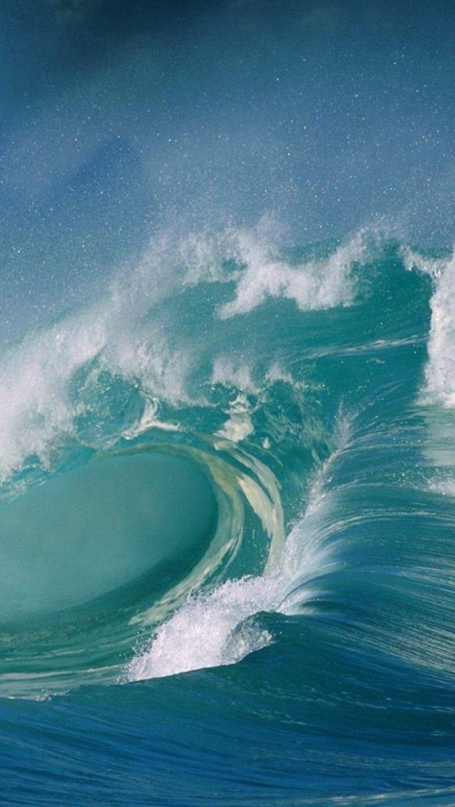 Crazy Waves wallpaper 640x1136