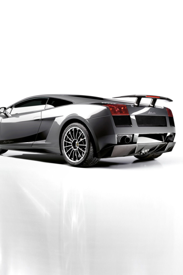 Fondo de pantalla Lamborghini Gallardo Superleggera 640x960