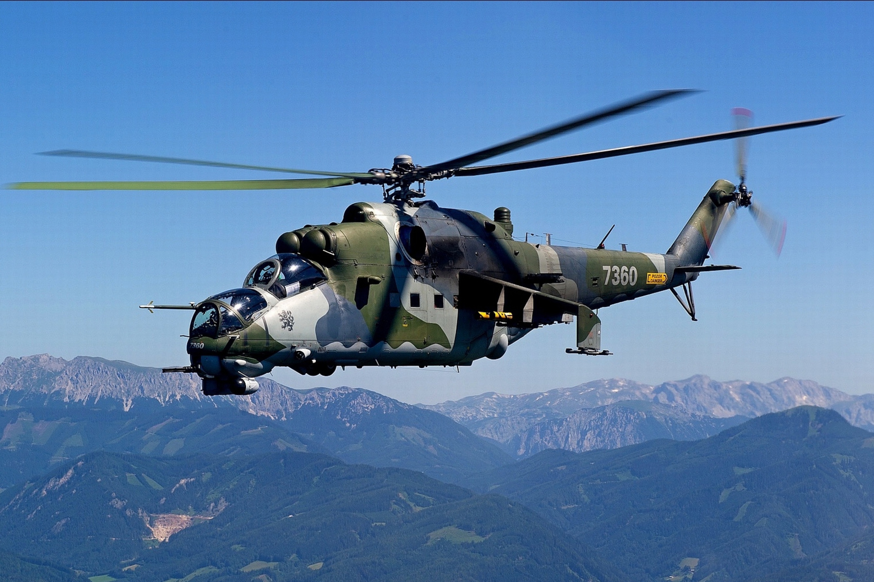 Fondo de pantalla Mil Mi 24 Hind Attack Helicopter 2880x1920