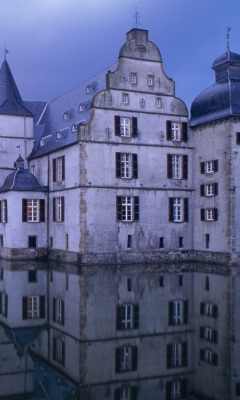 Bodelschwingh Castle Dortmund Germany screenshot #1 240x400