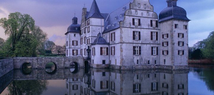 Bodelschwingh Castle Dortmund Germany screenshot #1 720x320