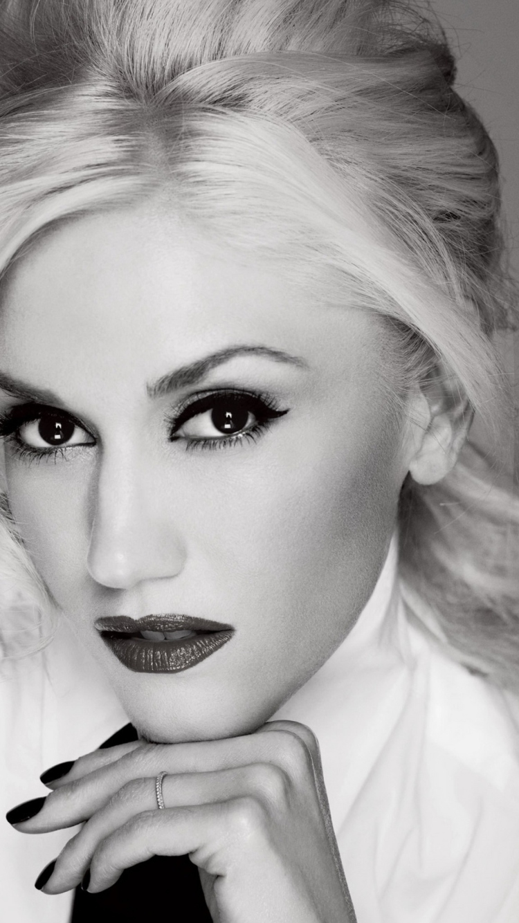 Gwen Stefani screenshot #1 750x1334