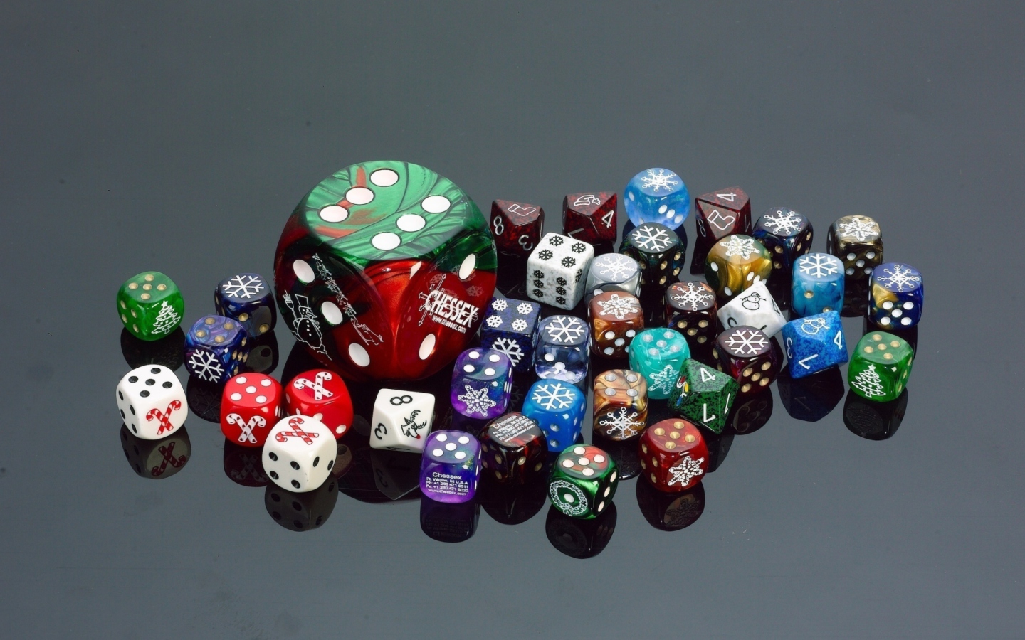 Das Colorful Dices Wallpaper 1440x900