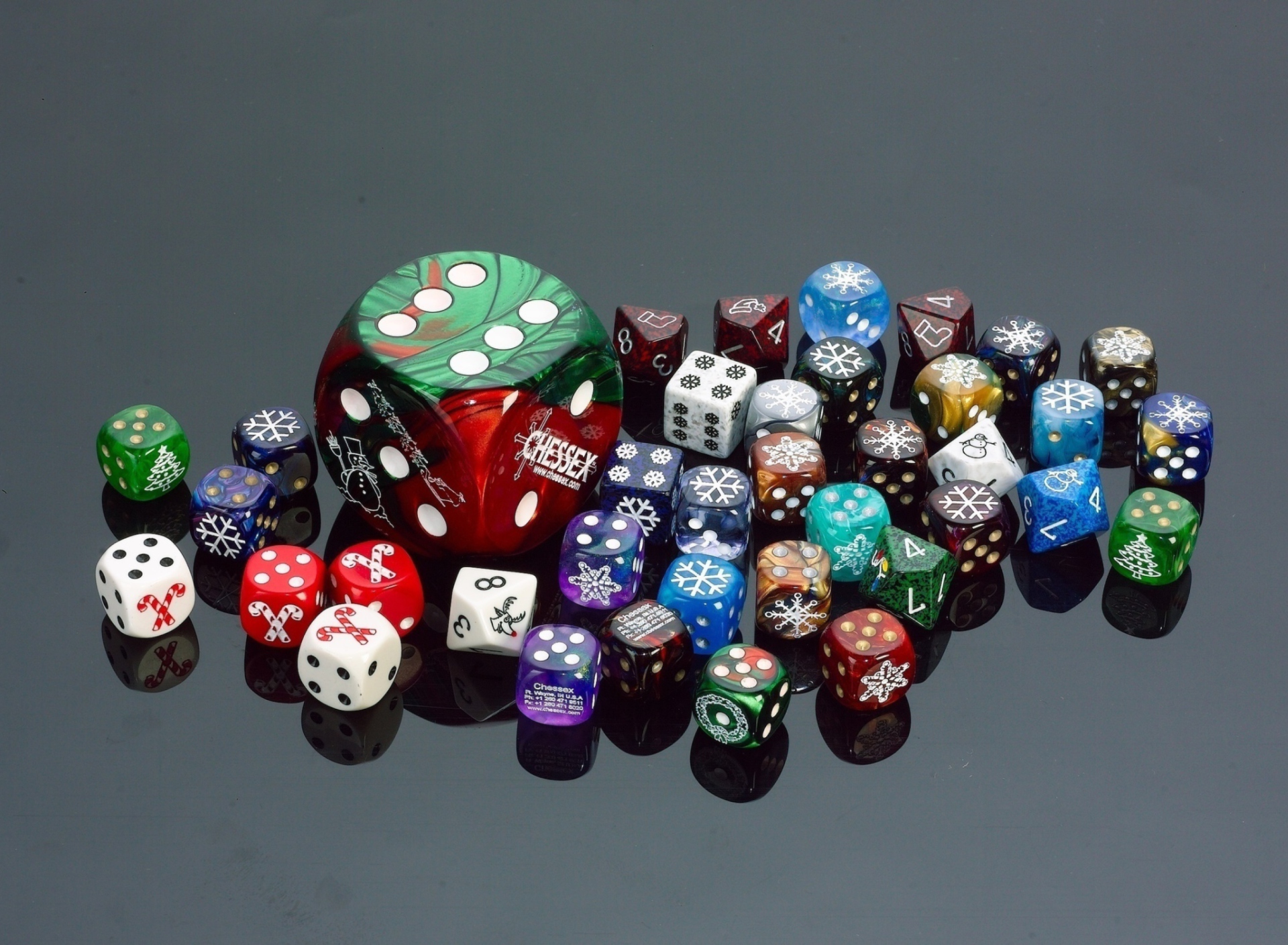 Das Colorful Dices Wallpaper 1920x1408