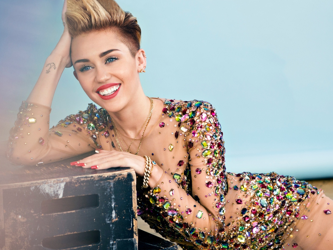 Screenshot №1 pro téma Miley Cyrus 2014 1152x864