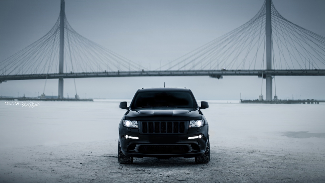 Jeep Grand Cherokee IV screenshot #1 1366x768