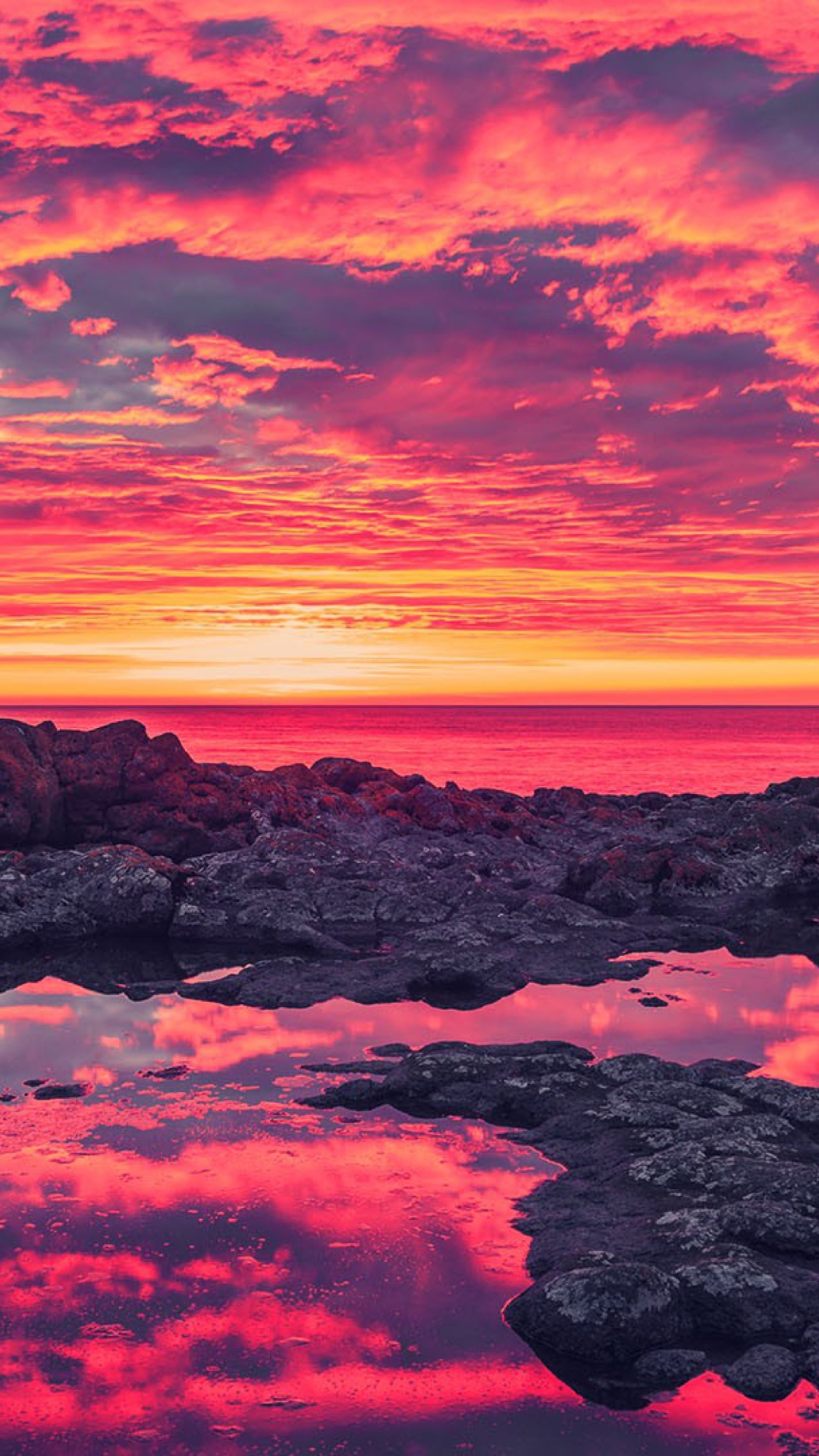 Fondo de pantalla Breath Taking Sunset Coastline 1080x1920