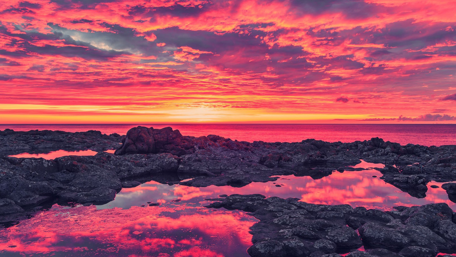 Breath Taking Sunset Coastline screenshot #1 1600x900