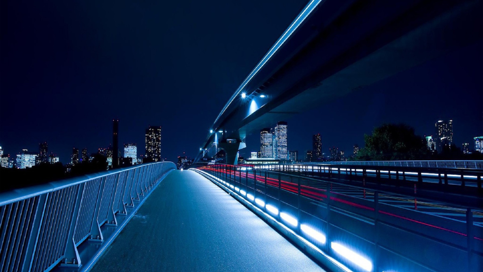 Sfondi Bridge In Tokyo 1600x900