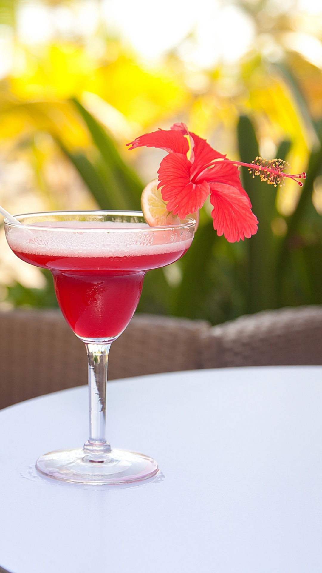 Sfondi Sweet Tropical Cocktail 1080x1920