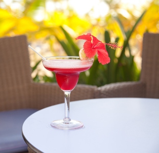 Sweet Tropical Cocktail sfondi gratuiti per 1024x1024
