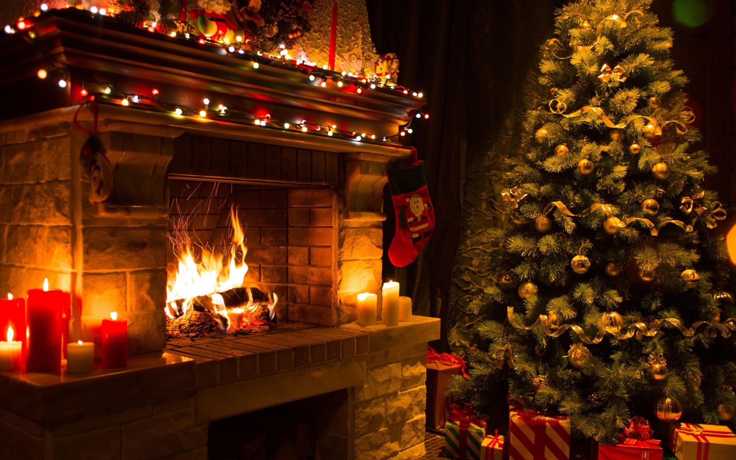 Das Christmas Tree Fireplace Wallpaper 2560x1600