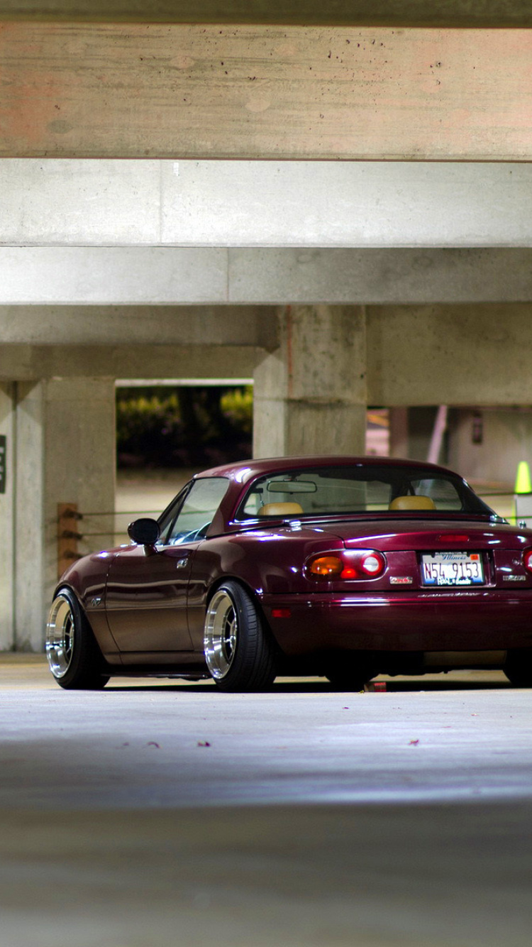 Mazda RX 8 In Garage screenshot #1 750x1334