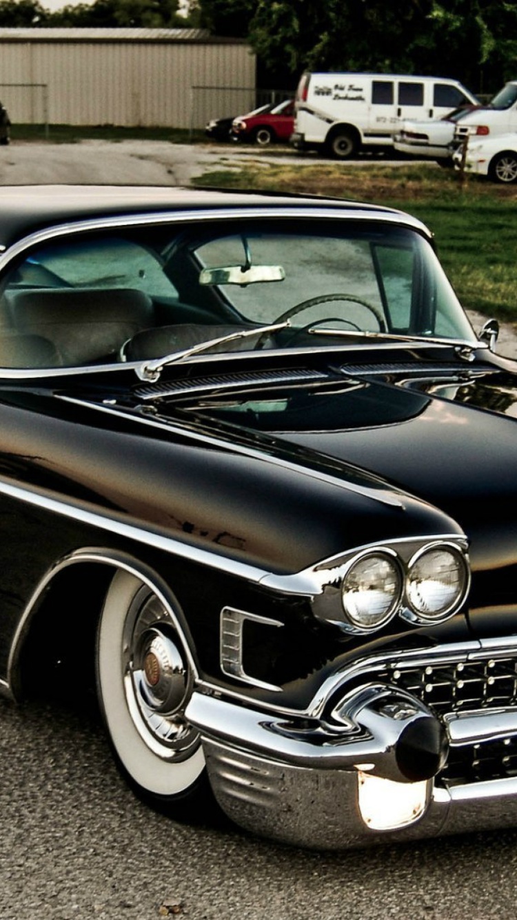 Das Cadillac Coupe deVille Wallpaper 750x1334