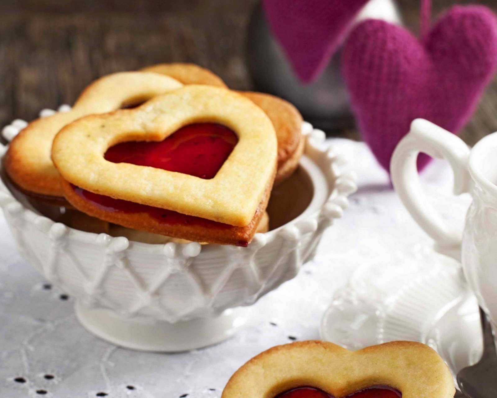 Обои Heart Cookies 1600x1280