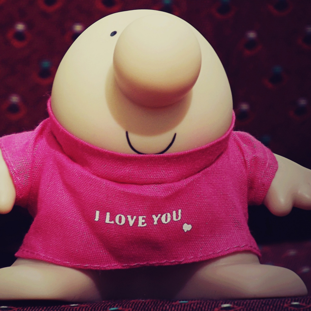 I Love You Toy wallpaper 1024x1024